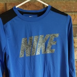 Boys Nike Long Sleeved Shirt